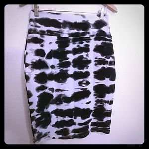 LuLaRoe Cassie Skirt Med
